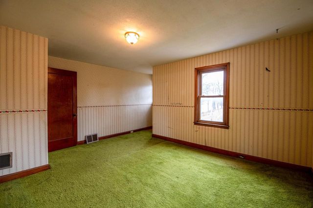 35 E Knapp Street, Unknown, WI 54868