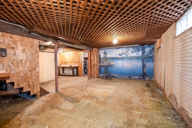 35 E Knapp Street, Unknown, WI 54868