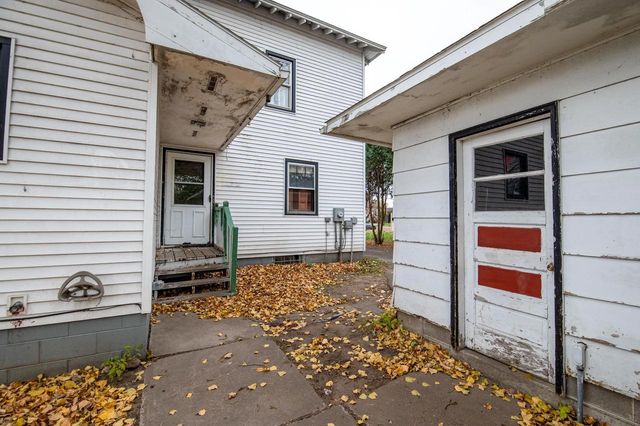 35 E Knapp Street, Unknown, WI 54868