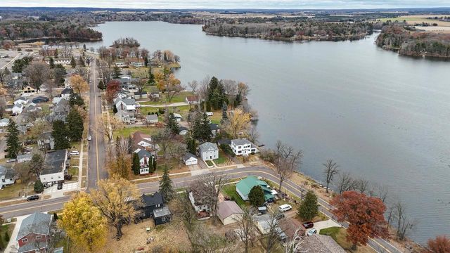 35 E Knapp Street, Unknown, WI 54868