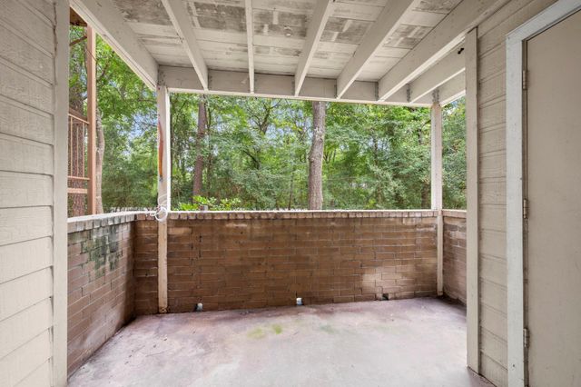3500 Tangle Brush Drive 102, Spring, TX 77381