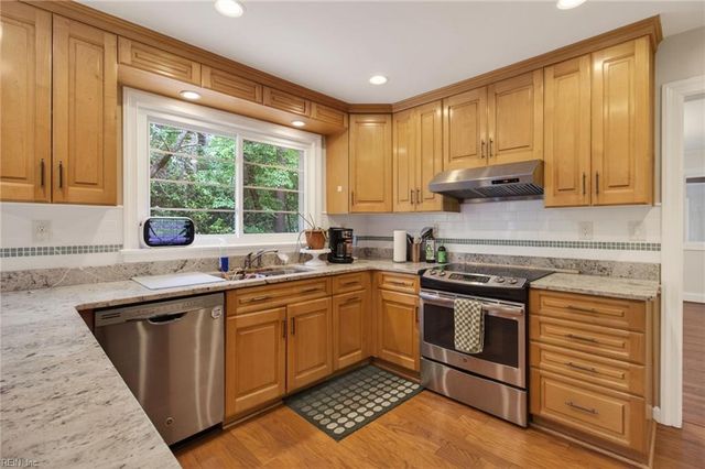 3375 Lynnwood DR, Virginia Beach, VA 23452