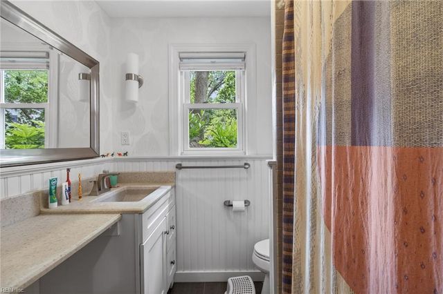3375 Lynnwood DR, Virginia Beach, VA 23452