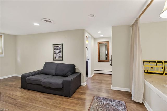 3375 Lynnwood DR, Virginia Beach, VA 23452
