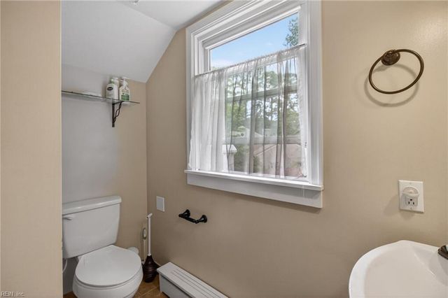 3375 Lynnwood DR, Virginia Beach, VA 23452