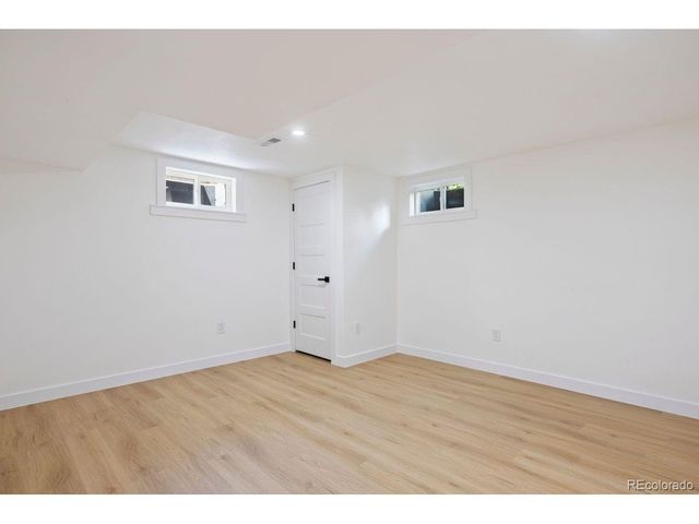 3851 S Quebec St, Denver, CO 80237