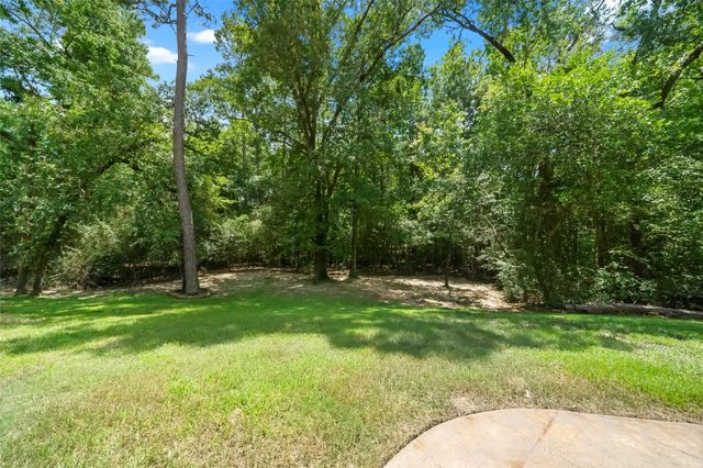 10332 Hunter Creek Lane, Conroe, TX 77304