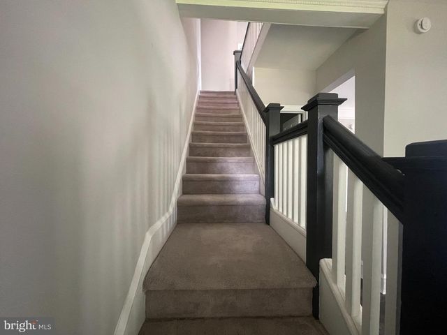 233 MORWOOD RD, Harleysville, PA 19438
