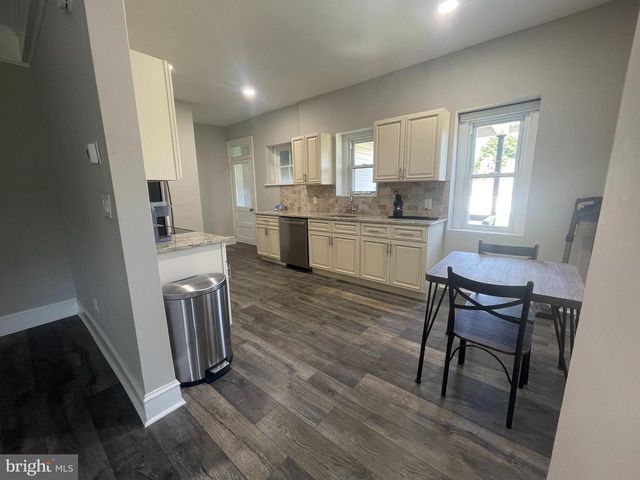 233 MORWOOD RD, Harleysville, PA 19438