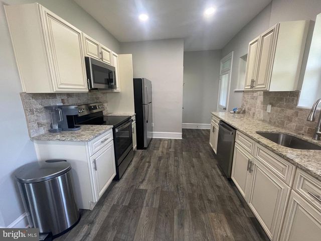 233 MORWOOD RD, Harleysville, PA 19438