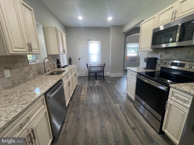 233 MORWOOD RD, Harleysville, PA 19438