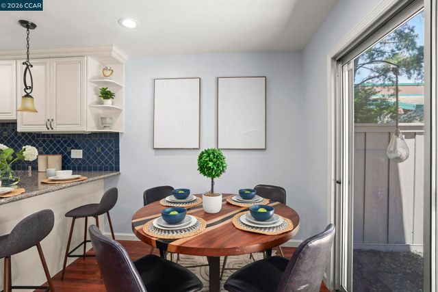 2135 Ascot Dr 13, Moraga, CA 94556