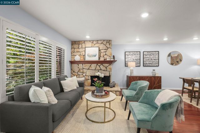 2135 Ascot Dr 13, Moraga, CA 94556