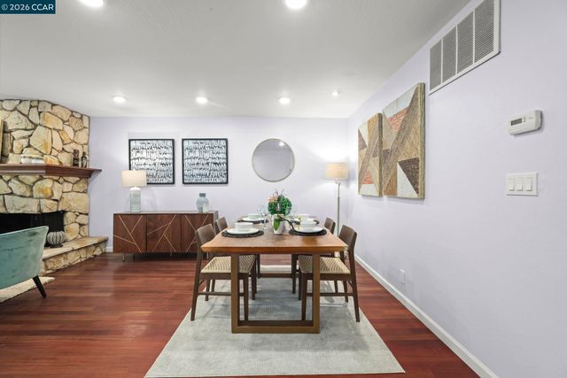 2135 Ascot Dr 13, Moraga, CA 94556