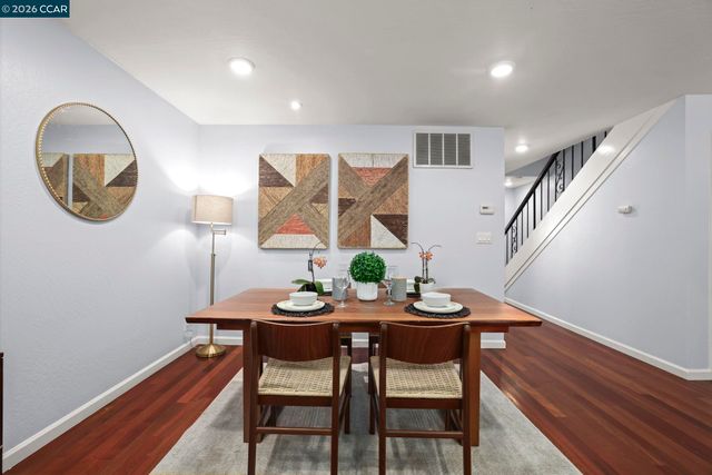 2135 Ascot Dr 13, Moraga, CA 94556