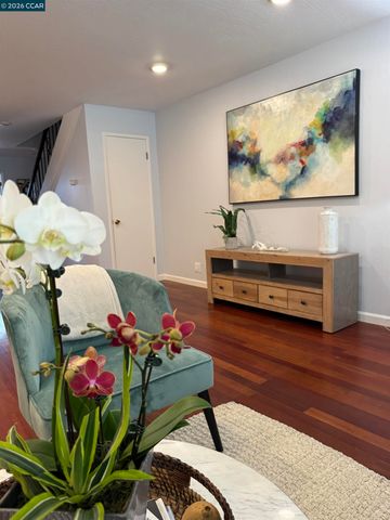 2135 Ascot Dr 13, Moraga, CA 94556