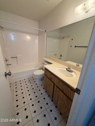 5306 S FARMER Avenue, Tempe, AZ 85283