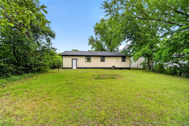 28 E 62nd Place N, Tulsa, OK 74126