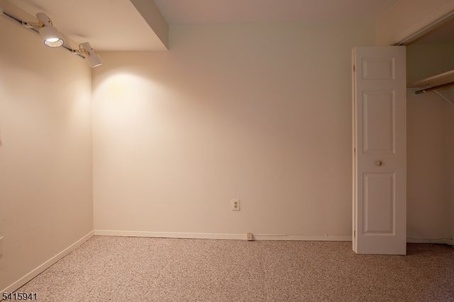 16299 Dell Pl, Stanhope Boro, NJ 07874