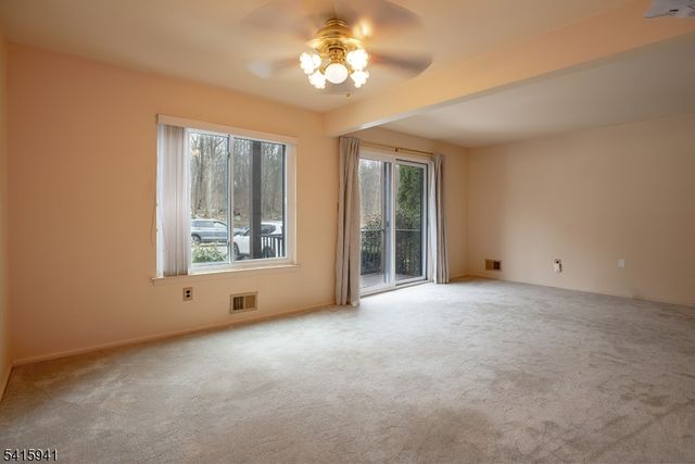 16299 Dell Pl, Stanhope Boro, NJ 07874