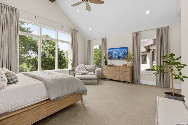 44 LANDMARK RDG, Boerne, TX 78006