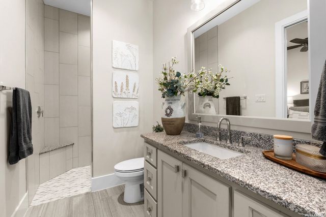 44 LANDMARK RDG, Boerne, TX 78006