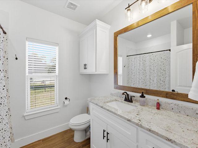 356 Scenic Wood Drive, Azle, TX 76020