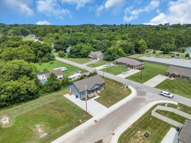 100 Demombreum Circle, Shelbyville, TN 37160