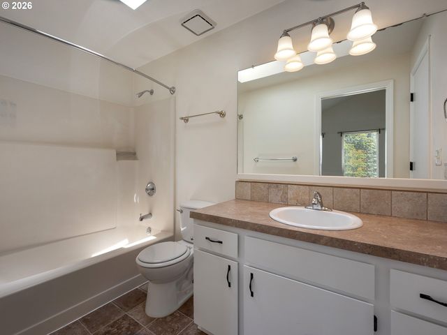 10844 Sw 61ST Ave, Portland, OR 97219