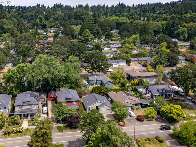10844 Sw 61ST Ave, Portland, OR 97219
