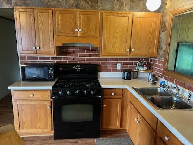 W10617 Blackhawk Trail, Fox Lake, WI 53933