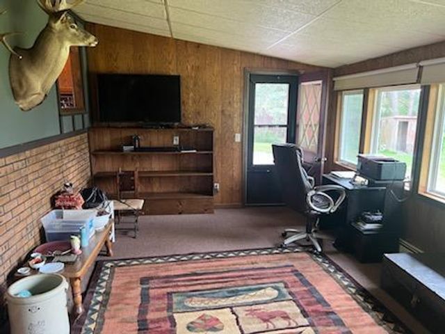 W10617 Blackhawk Trail, Fox Lake, WI 53933