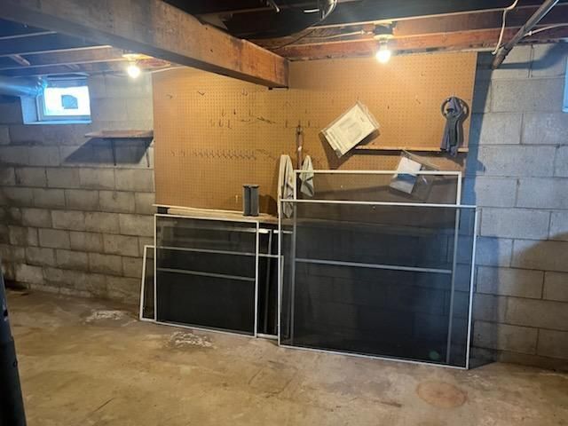 W10617 Blackhawk Trail, Fox Lake, WI 53933