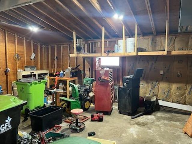W10617 Blackhawk Trail, Fox Lake, WI 53933