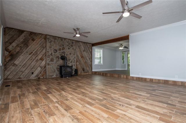 8291 Highway 5, Whitesburg, GA 30185