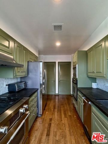 1424 N Crescent Heights Boulevard 41, West Hollywood, CA 90046