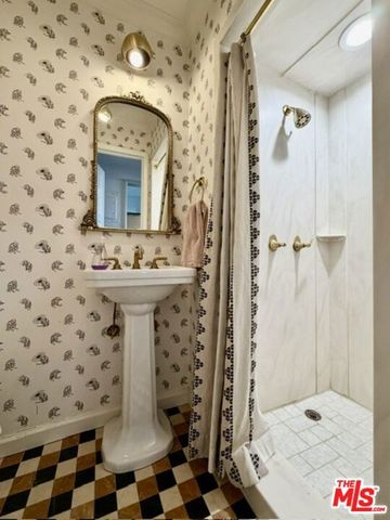 1424 N Crescent Heights Boulevard 41, West Hollywood, CA 90046