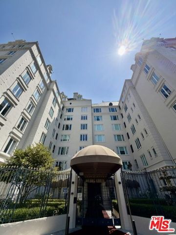 1424 N Crescent Heights Boulevard 41, West Hollywood, CA 90046