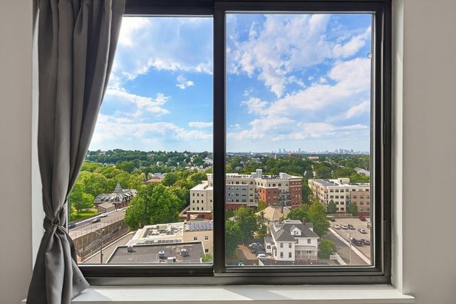 77 Adams St 1102, Quincy, MA 02169
