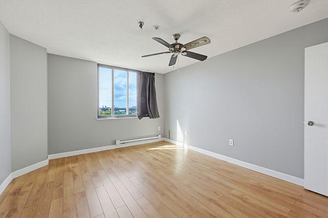 77 Adams St 1102, Quincy, MA 02169