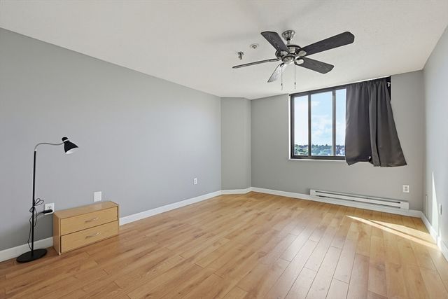 77 Adams St 1102, Quincy, MA 02169