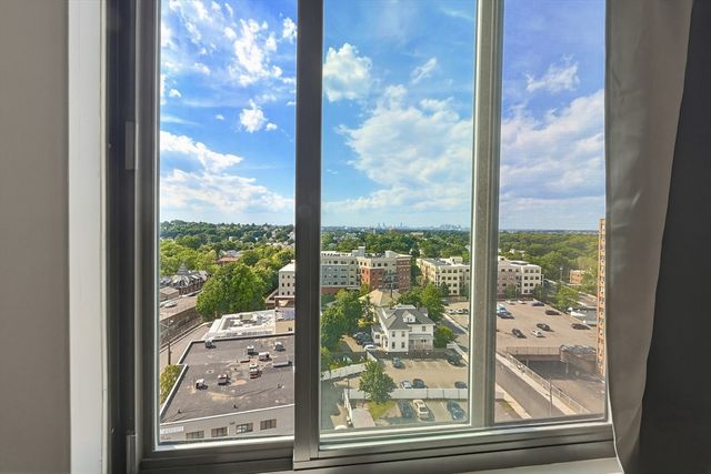 77 Adams St 1102, Quincy, MA 02169
