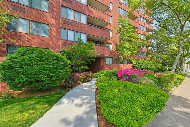 77 Adams St 1102, Quincy, MA 02169