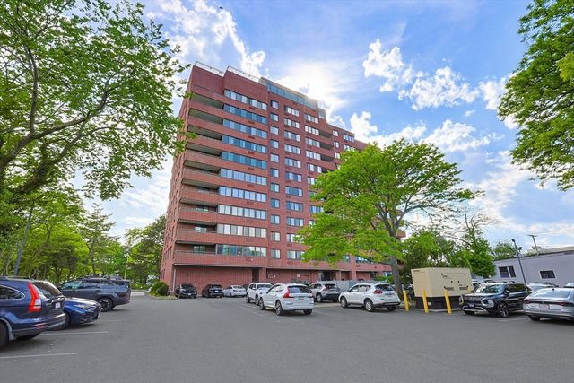 77 Adams St 1102, Quincy, MA 02169