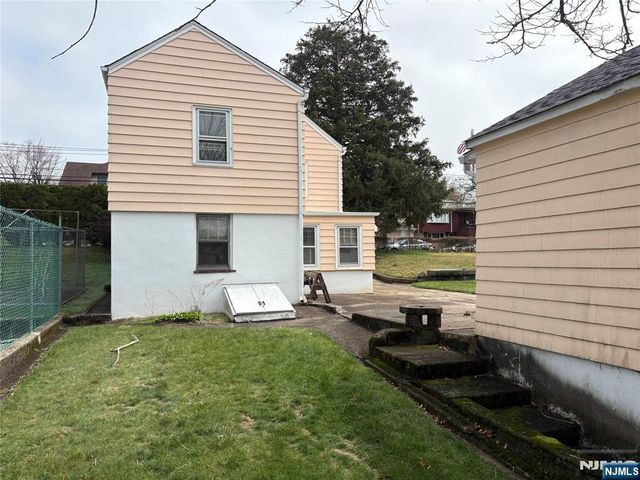 429 Macarthur Avenue, Garfield, NJ 07026