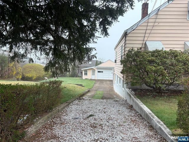429 Macarthur Avenue, Garfield, NJ 07026
