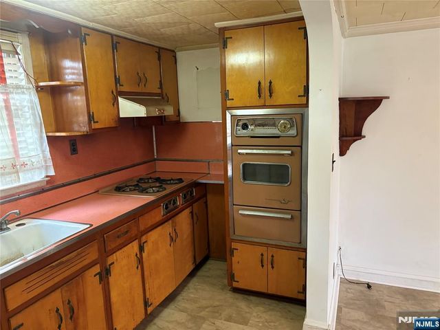429 Macarthur Avenue, Garfield, NJ 07026