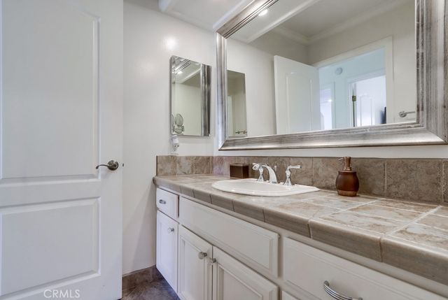 6172 Eaglecrest, Huntington Beach, CA 92648