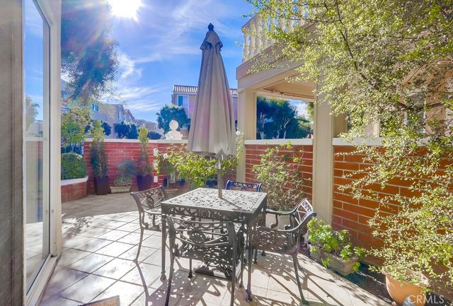 6172 Eaglecrest, Huntington Beach, CA 92648