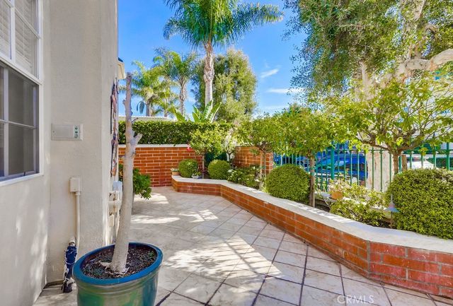 6172 Eaglecrest, Huntington Beach, CA 92648